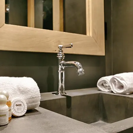 Appartamento Luxurious & Design Flat 2br/8p- Boulevard Saint Germain Parigi